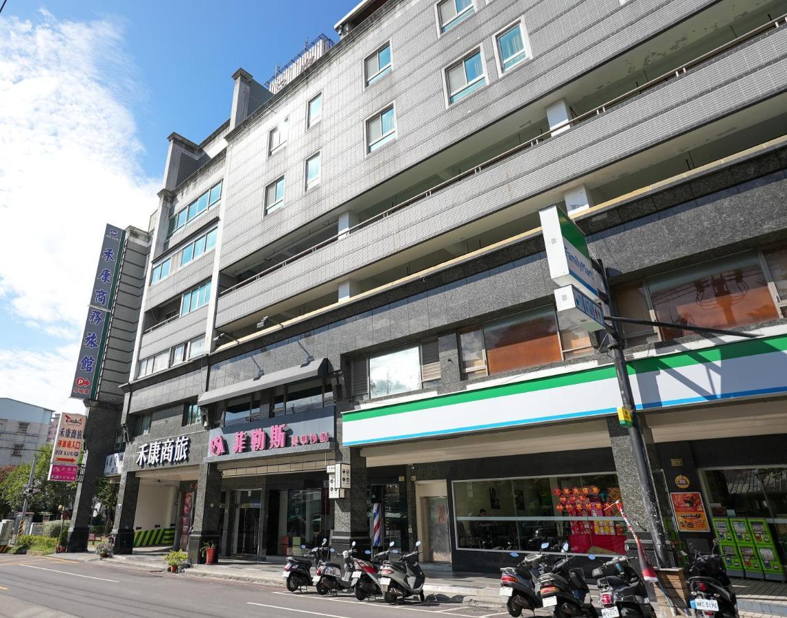 Herkang Hotel Taichung Buitenkant foto